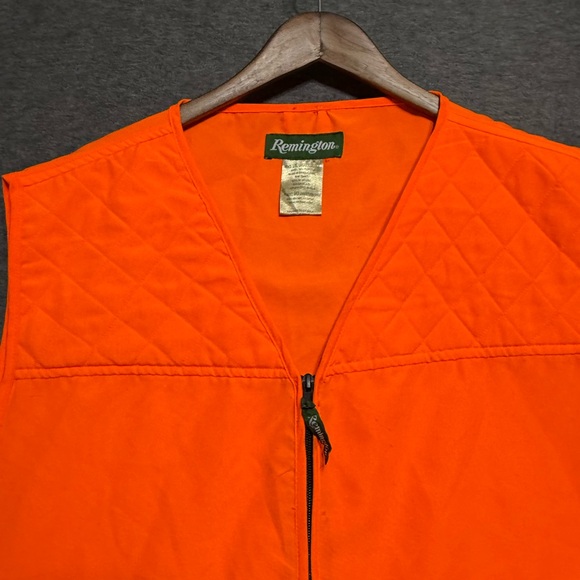 Remington Vibrant Orange Quilted Hunting Vest Size L/XL - Picture 2 of 8